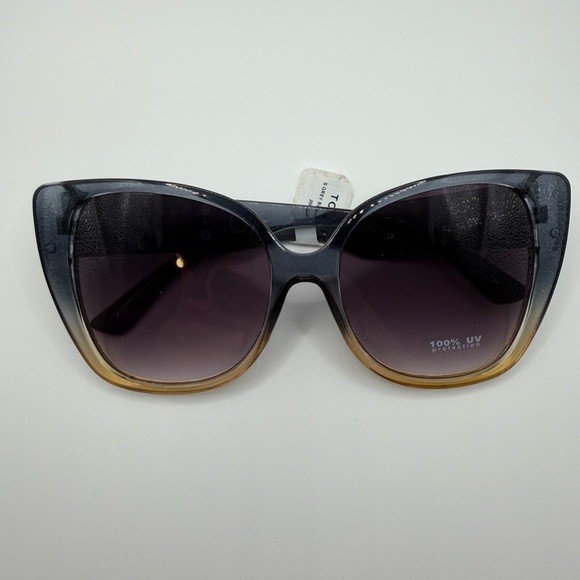 Smokey Gray Faded Cateye Sunglasses - Picture 1 of 3